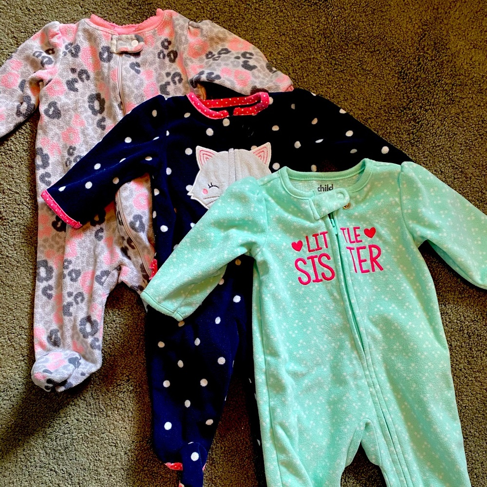 0-3 month fleece sleepers